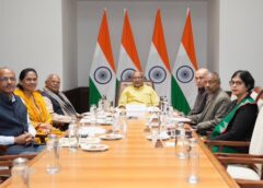 MSME മന്ത്രാലയത്തിൻ്റെ പ്രധാന സംരംഭങ്ങളെയും നേട്ടങ്ങളെയും കുറിച്ച് ഉപരാഷ്ട്രപതിയെ ധരിപ്പിച്ചു